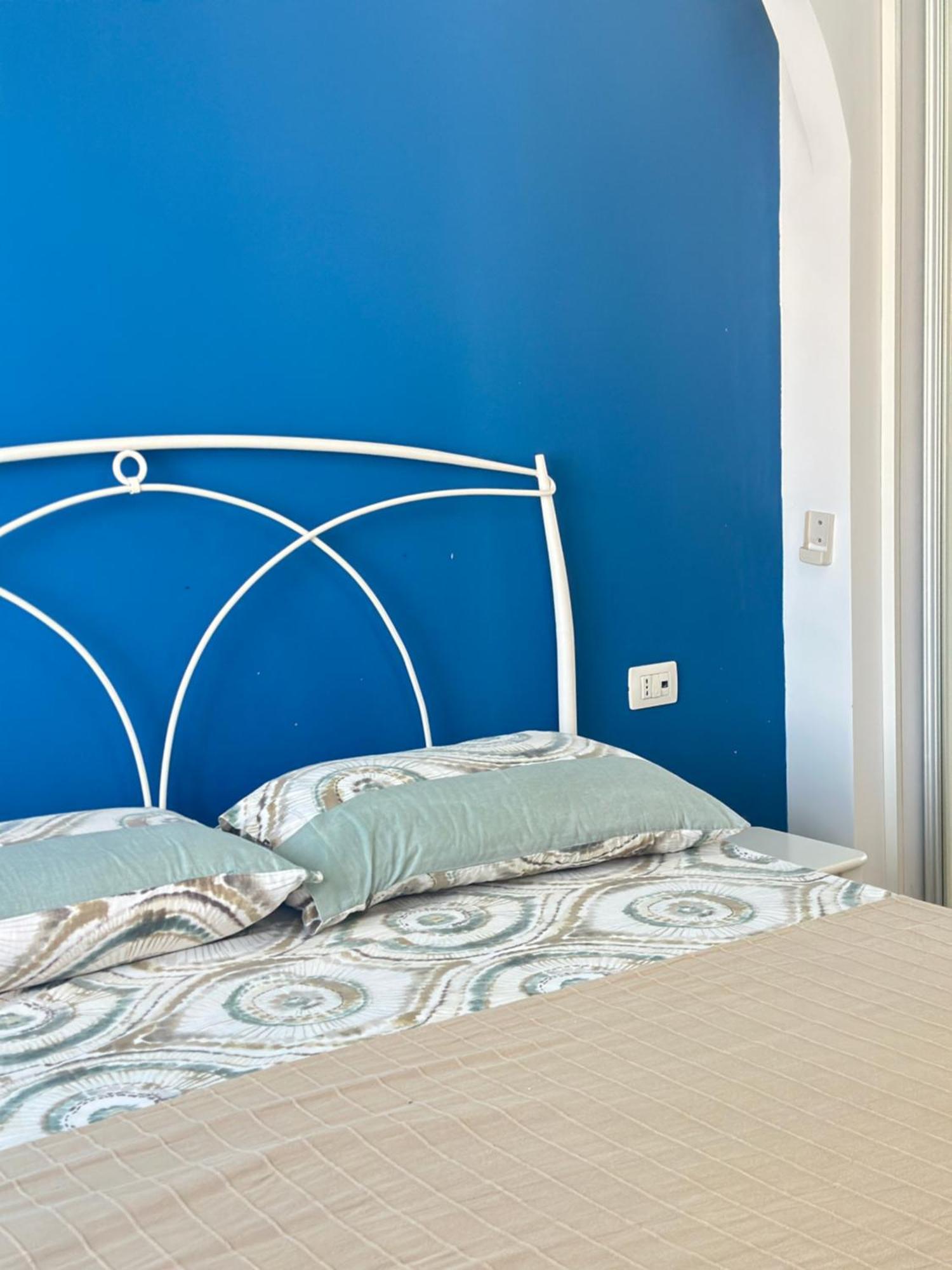 Design Sea View Apartment Sarandë Exteriör bild
